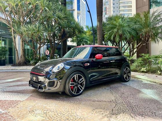 MINI COOPER 2.0 16V TWINPOWER GASOLINA JOHN COOPER WORKS 2P STEPTRONIC